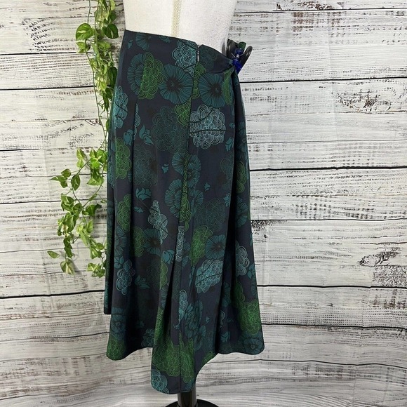 Liz Claiborne Skirt size 4 Blue Green Floral Knee Pleated A Line Tropical Modest - Picture 8 of 11